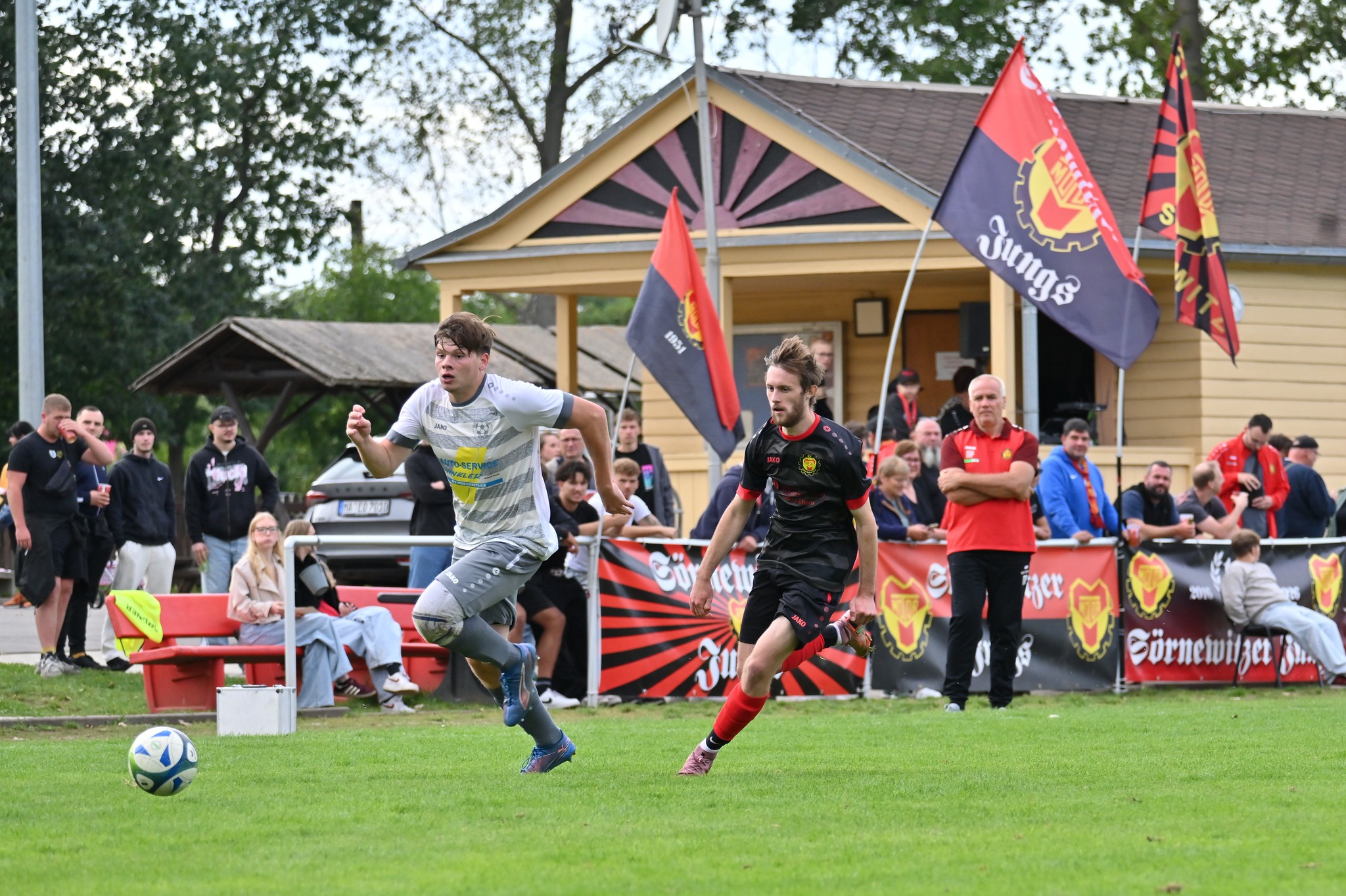 Zehn Tore der D-Junioren, Pokal-Aus der Ersten